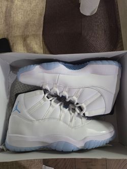 Jordan 11 legend blue