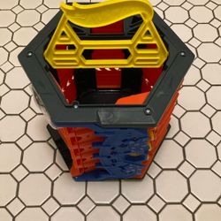 Hot Wheels Roll Up Drag Strip Ramp 