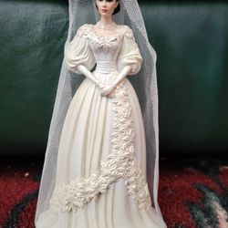 Hamilton Collection - Scarlett O'Hara Wedding Belle Statue