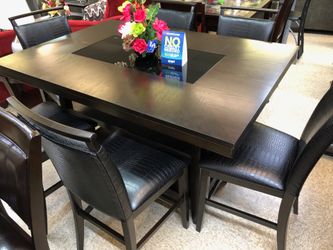 Brand New 7-PC Breakfast Pub Table