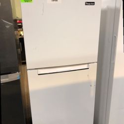 Magic Chef Top Freezer Refrigerator 10-cu ft 9BCXY