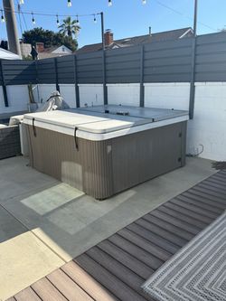 Jacuzzi