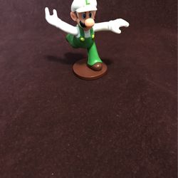 Luigi Fireball Tosser Super Mario Action Figure No. 7 McDonald's Toy 2018 Used