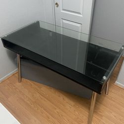 Flash Furniture Brettford Desk with Tempered Glass Top