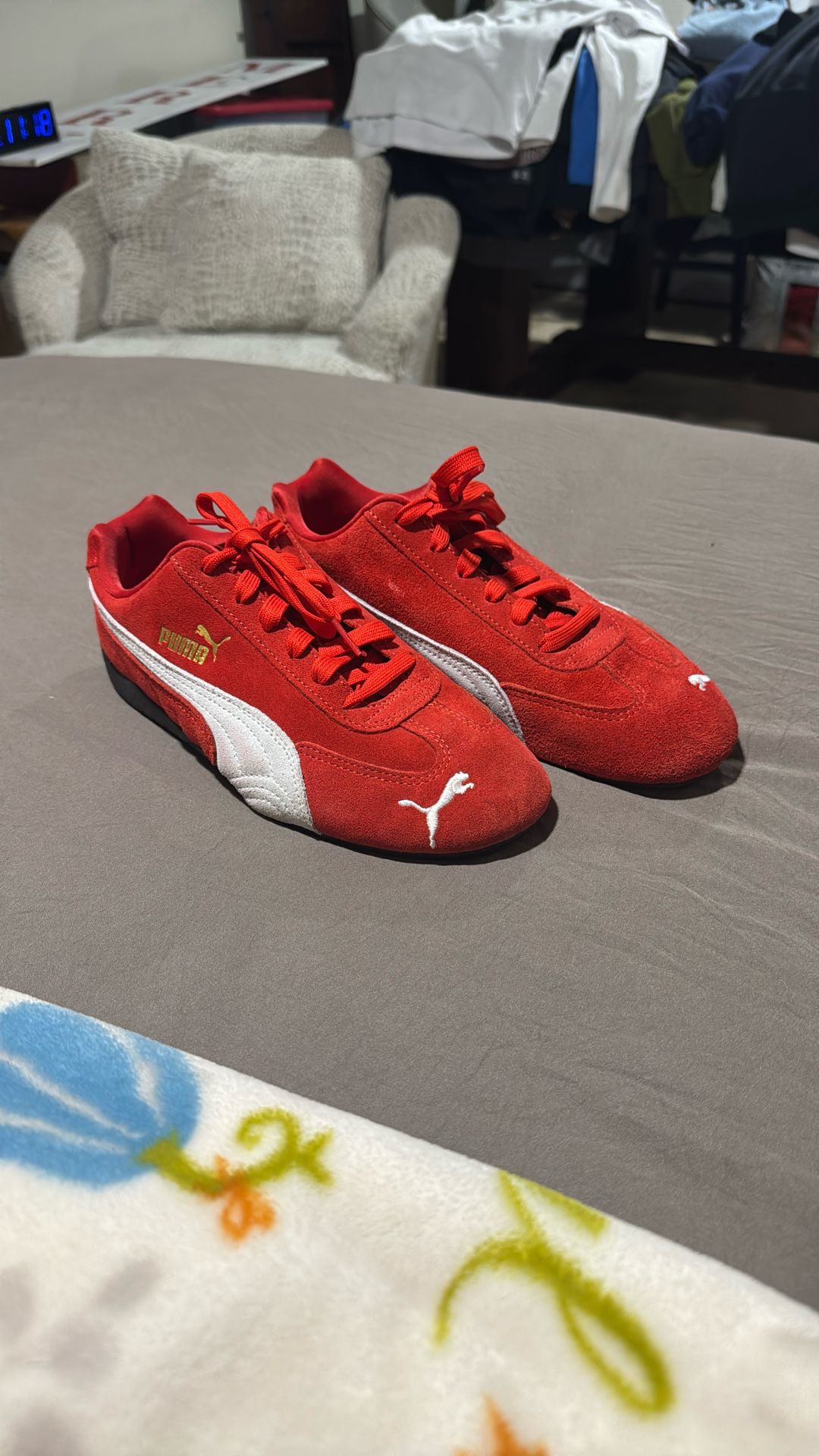PUMA speedcat OG shoes (size: 7.5 men) (9 Woman)