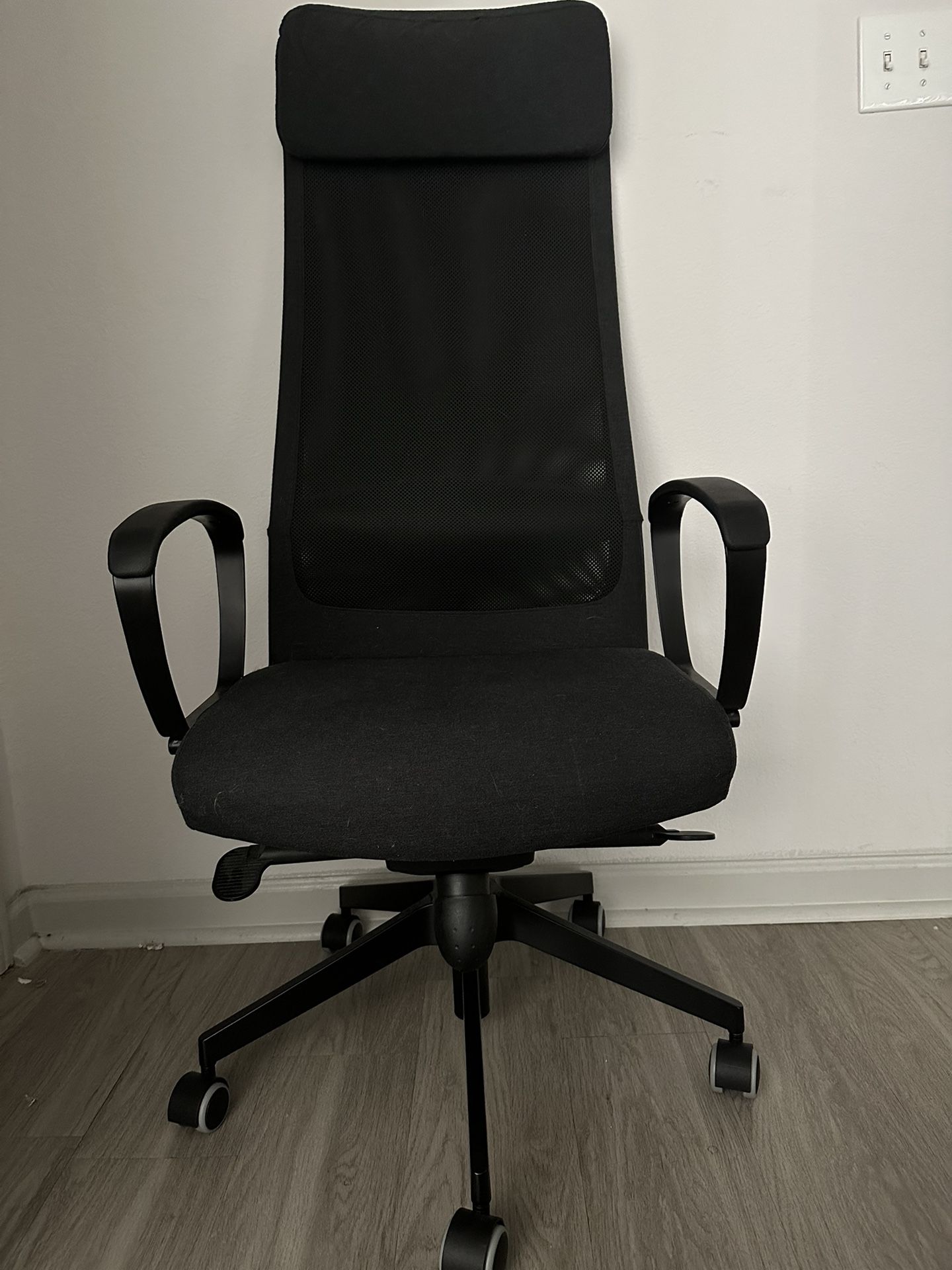 Desk/Gaming Chair