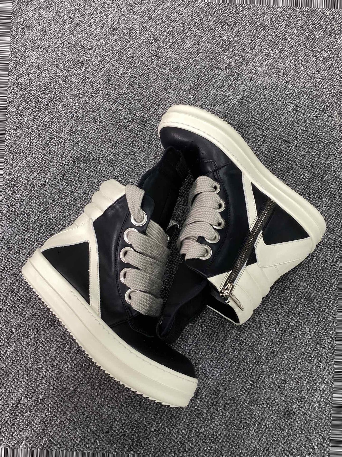 Rick Owens Leather Low Sneakers 31 