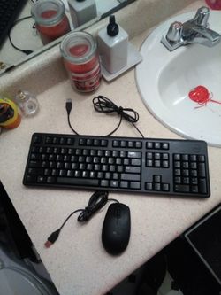 DELL KB212 -B KEYBOARD SET MOUSE DELL