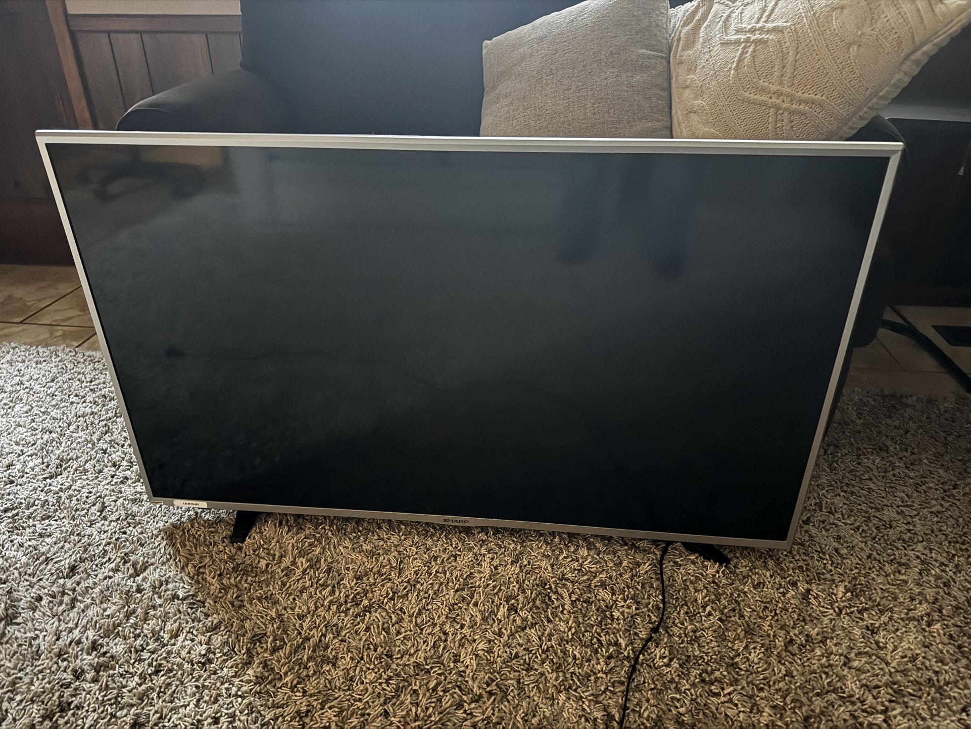 Sharp 50” LED tv
