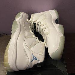 Jordan 11 Columbia 