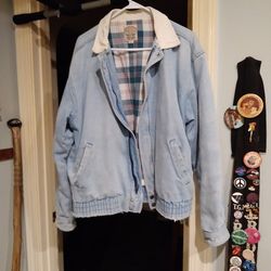 Vintage Levi Jacket Flanel Lined Zip Up Sz Large. 65.00 Dollars