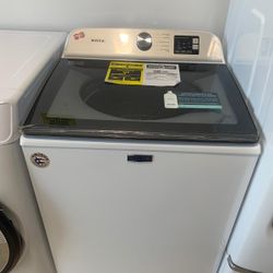 Maytag washer glasstop load new scratch and dent 