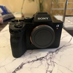 Sony A7R4 A7RIV Camera Body (Cheapest For Sale Anywhere)