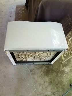 Washer or dryer pedestal