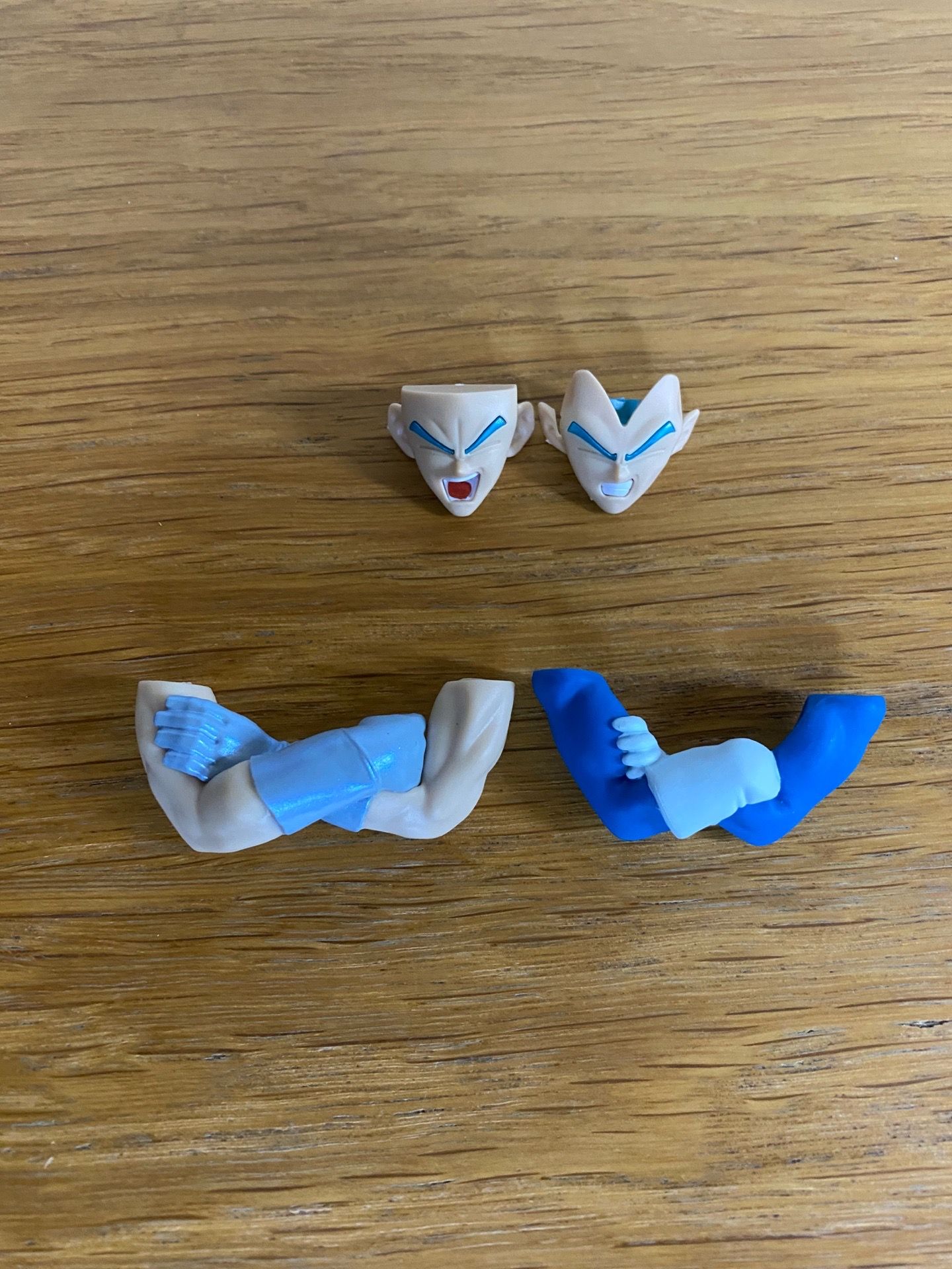 DragonBallZ figure accessories