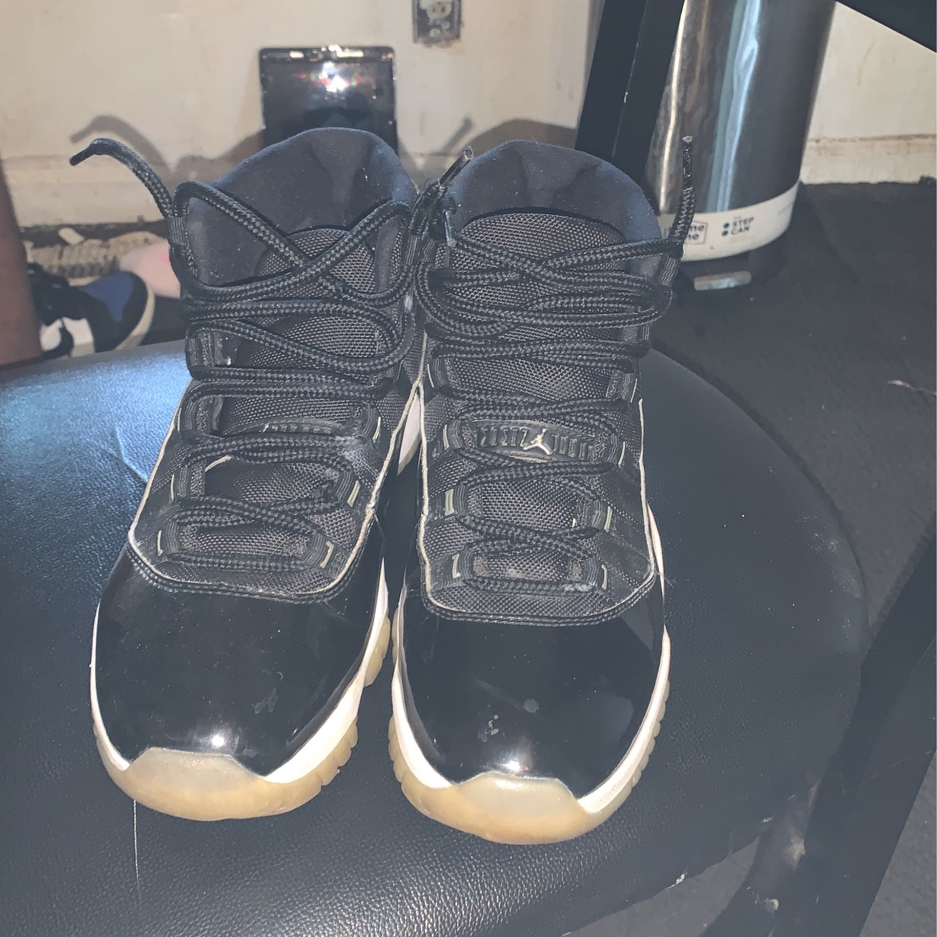 Jordan 11s