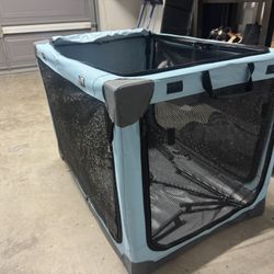 Collapsible Dog Crate