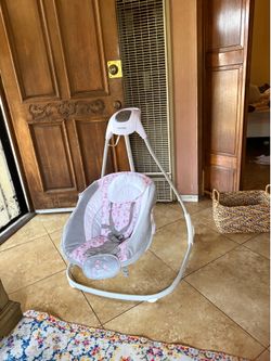 Columpio para bebe  en buenas condiciones