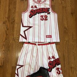 Supreme Star Basketball Set