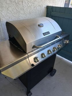 BBQ GIRL BY NEXGRILL 6 Burners Super Clean Just 9 months old