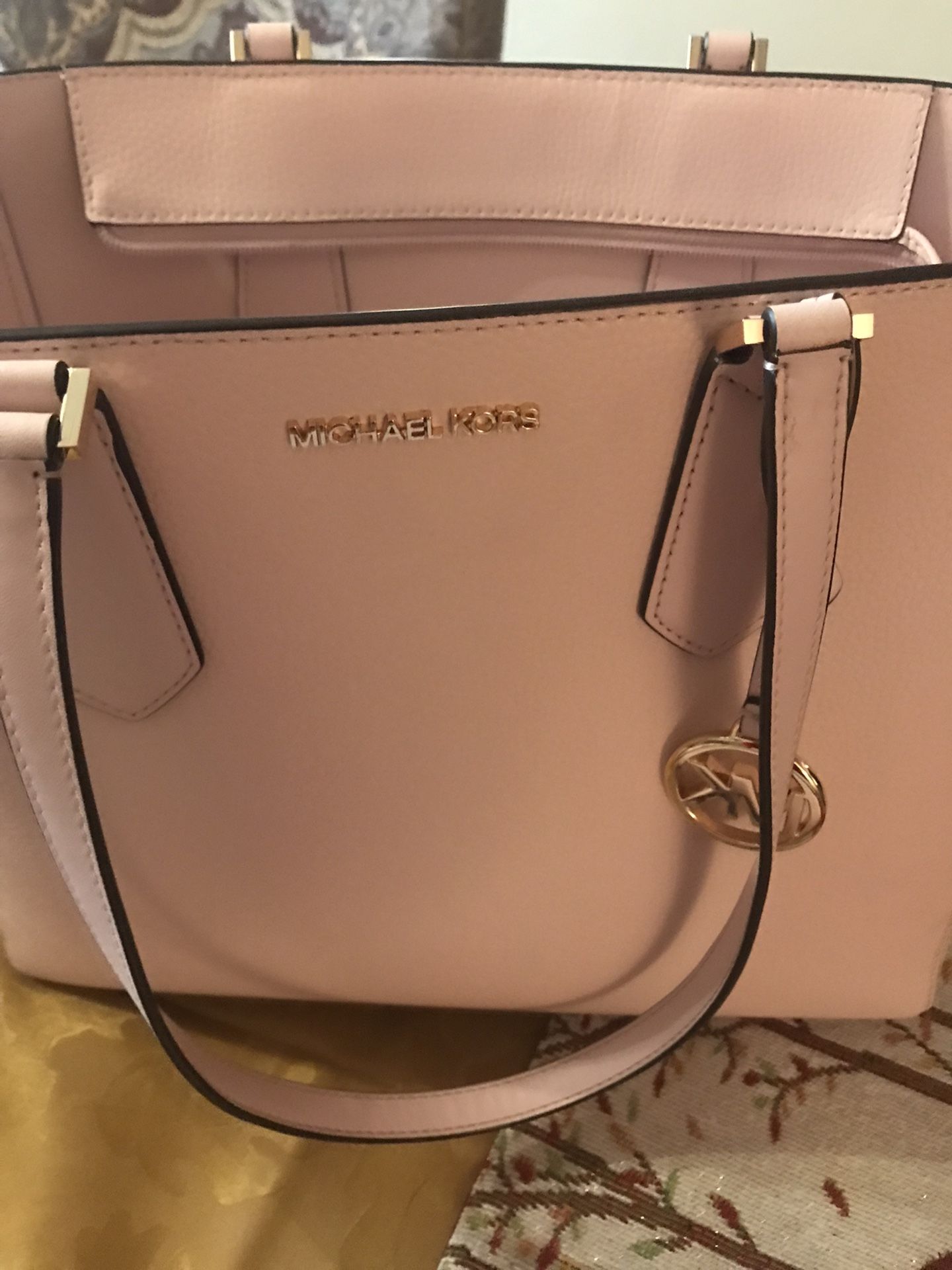 New Micheal Kors Purse & 2 Bonus Items