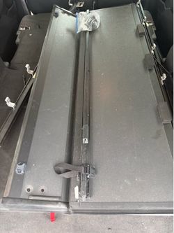 Truck cover bed Toyota brand