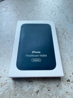 iPhone FineWoven Wallet MagSafe, Deep Blue