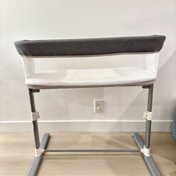 Baby Bassinet-Adjustable Height