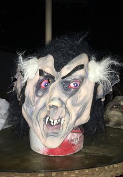 Scary vampire mask