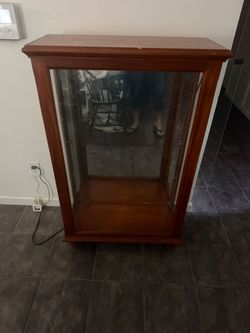 Cabinet with glass shelves