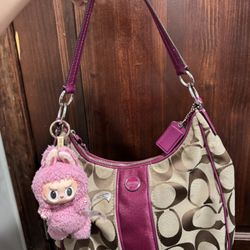 Vintage Coach Magenta Shoulder Bag 