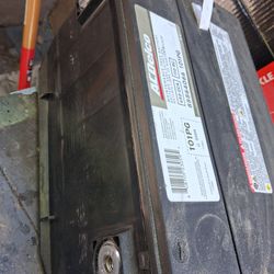 Side post battery Chevrolet or GM