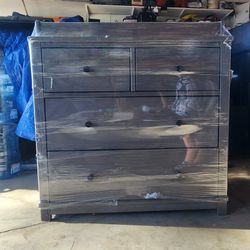 Dresser With Removable Changing Table