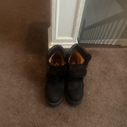 Black timberlands waterproof Size 8