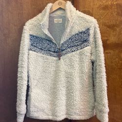 Weatherproof, small, white blue and gray fuzzy pullover sweater