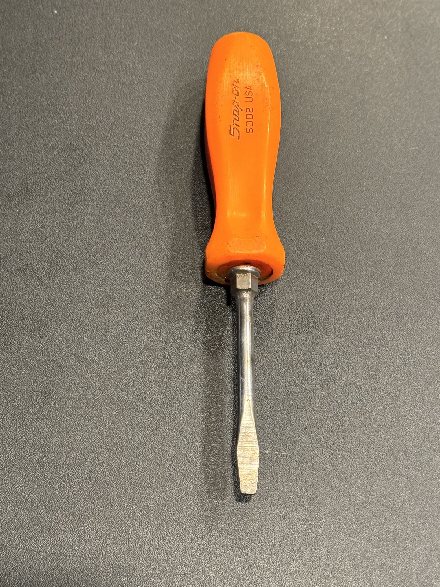 Snap On#SDD2 - 3”Long, Flat/Slot-Blade, Hard orange Handle, Screwdriver-USA