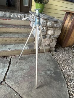 Star D Vintage Camera Tripod