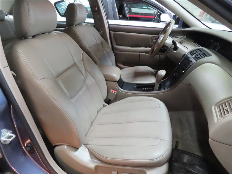 2000 Toyota Avalon Xls For In Santa Ana Ca Offerup - 2000 Toyota Avalon Xls Seat Covers