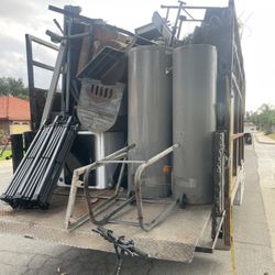 ♻️Free Scrap Metal Pick Up♻️