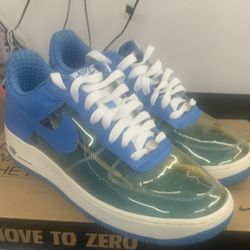 Invisible Woman Nike Size 9