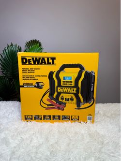 Dewalt 2000AMP Jump Starter