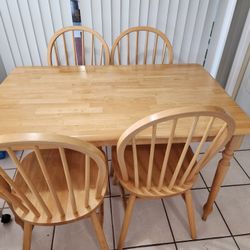 Dining Table 4  Chairs