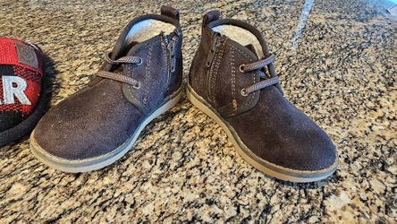 Toddler Boys Boots Size 9