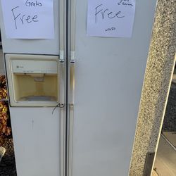 FREE REFRIGERATOR LA VERNE