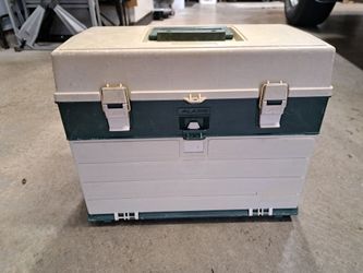 Tackle box