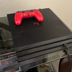 PS4 Pro And Controller