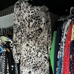 Dress   leopard Print SzM  Vince Camuto  $12