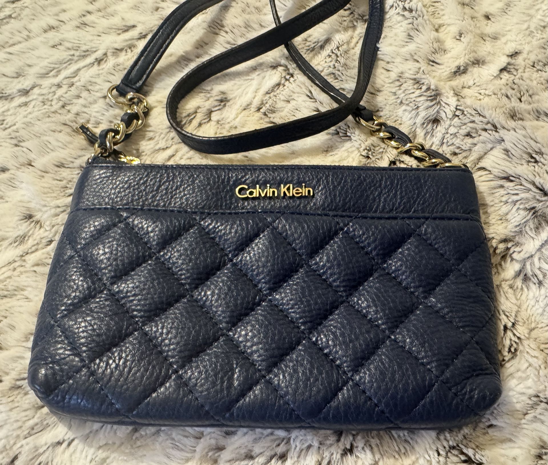 New! Calvin Klein Blue Diamond Quilted Leather Crossbody Clutch Bag