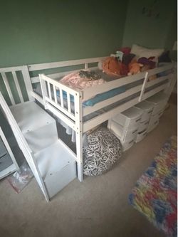 Stairway bed (bed frame only)