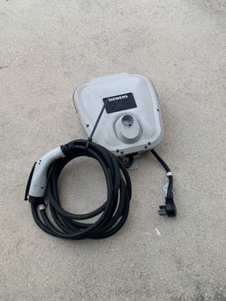 SEIMENS EV CHARGING STATION 